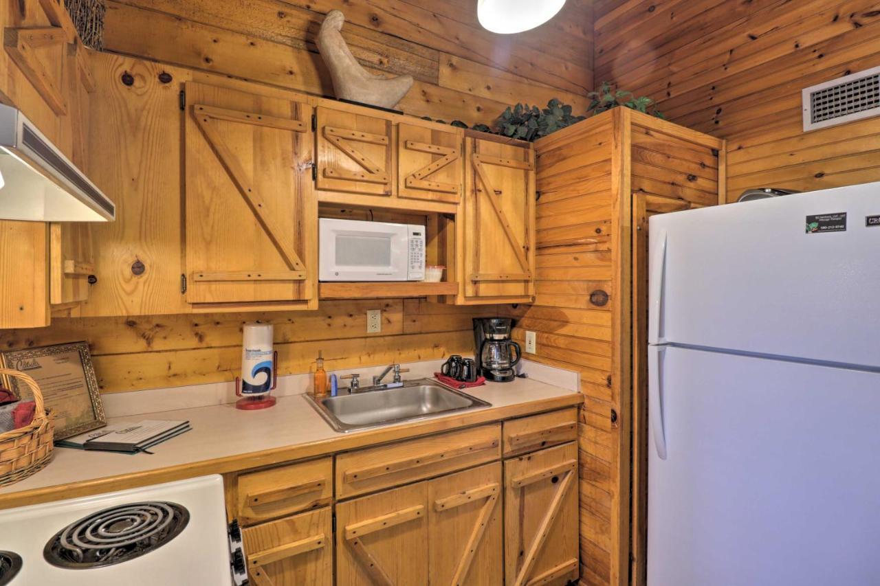 Peaceful Cabin With Hot Tub - Near Broken Bow Lake! Stephens Gap Eksteriør bilde